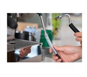 Dụng cụ vệ sinh máy cà phê bằng hơi vòi đánh sữa